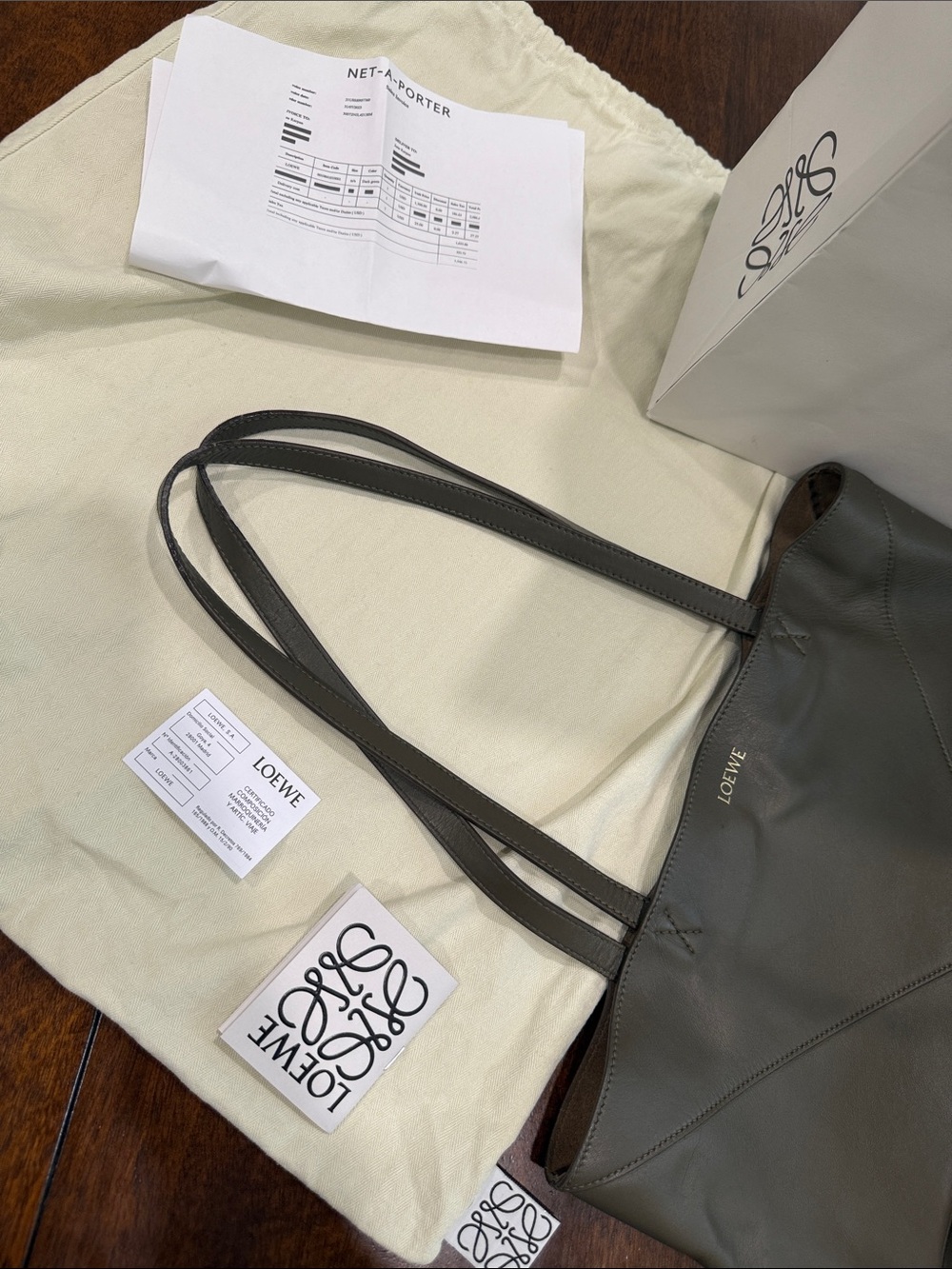 Loewe Medium Puzzle Fold Tote with organizer, receipt, dust bag, & gift bag - Picture 9 of 16